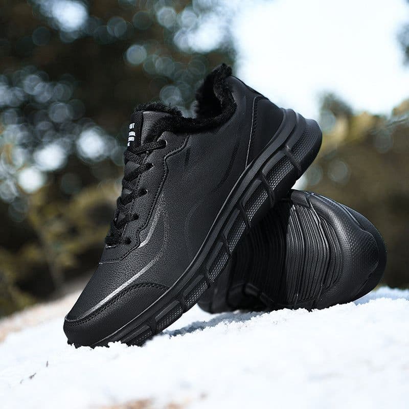 image-Men's Autumn And Winter Leather Surface Sports Leisure Antiskid Shoe