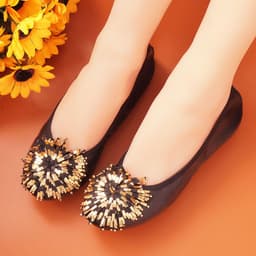 image-Leather Round Head Tassel Mother Shoes
