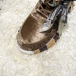 image-Color-blocking High-top New Bow Sneakers