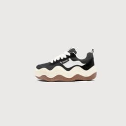 image-Couple Niche Design Women's Shoes Versatile