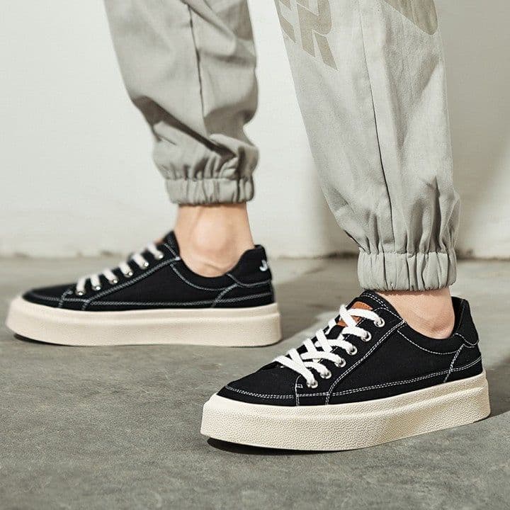 image-Durable Boys' Canvas Shoes For Sports And Leisure