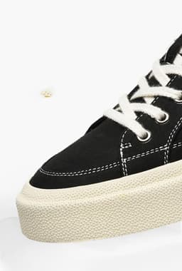 image-Durable Boys' Canvas Shoes For Sports And Leisure