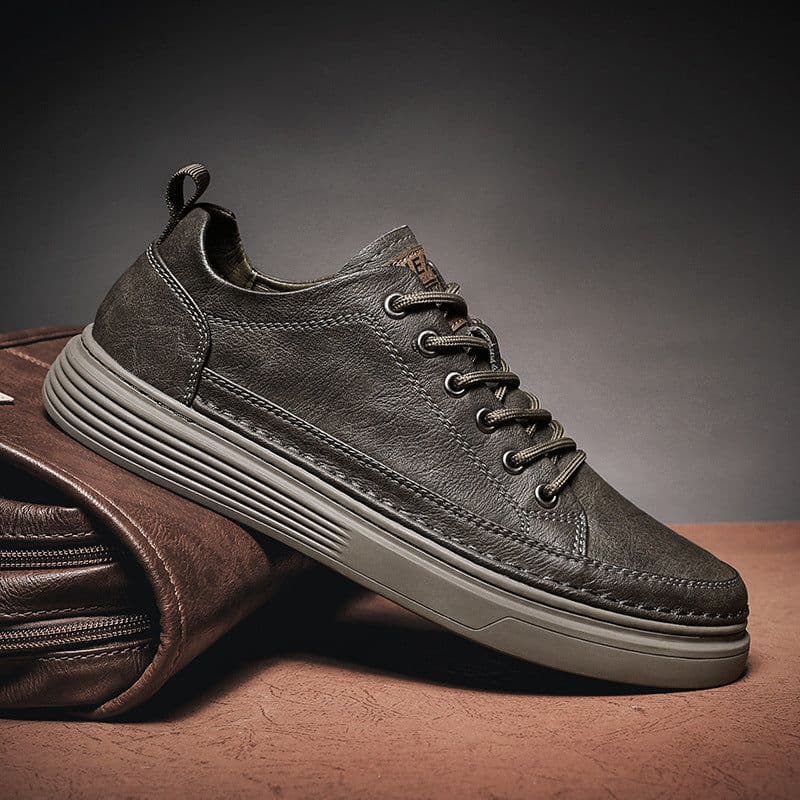 image-Men's Low-top Breathable Versatile Sports Casual Shoes