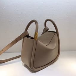 image-Thailand First Layer Cowhide Retro Genuine Leather Portable Shoulder Messenger Bag