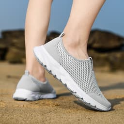 image-Outdoor New Couple Casual Men's Mesh Shoes Soft Sole Lightweight Breathable Running Shoes Sneakers
