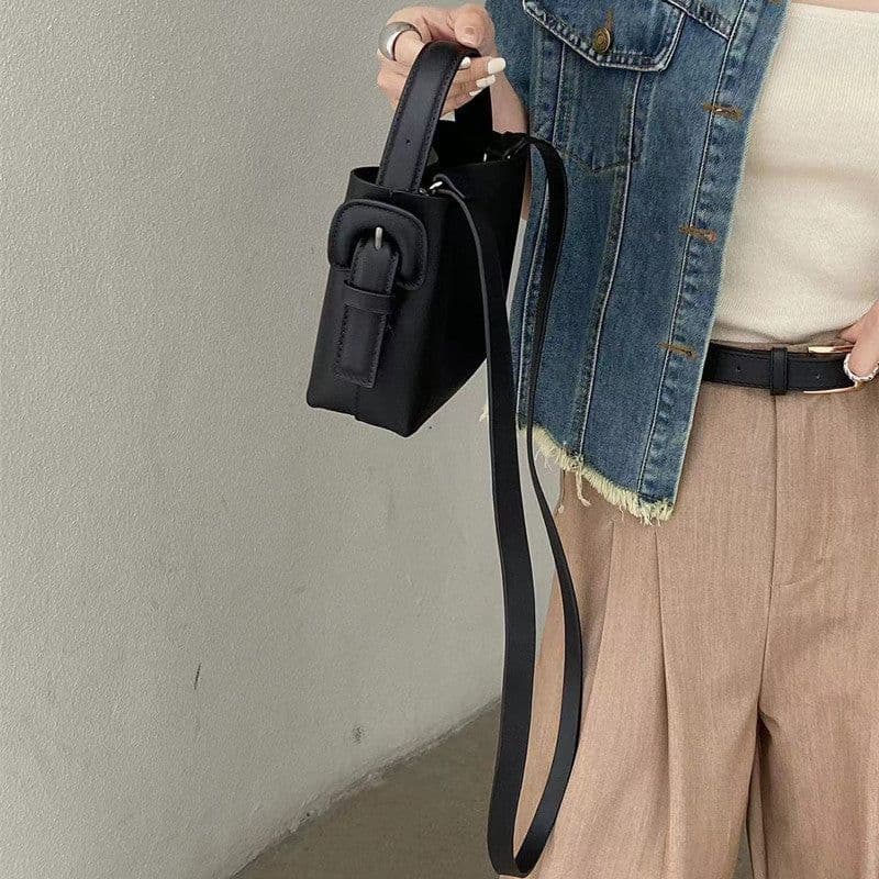 image-Women's Fashion Simple Solid Color Leather Shoulder Messenger Bag