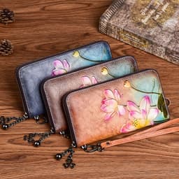 image-Women's Fashion First Layer Cowhide Zipper Embossed Coin Purse