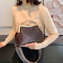 image-Women's Fashion Shoulder Messenger Bag