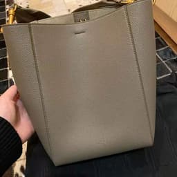 image-Women's Fashion All-match Wide Shoulder Strap Cowhide Bucket Bag