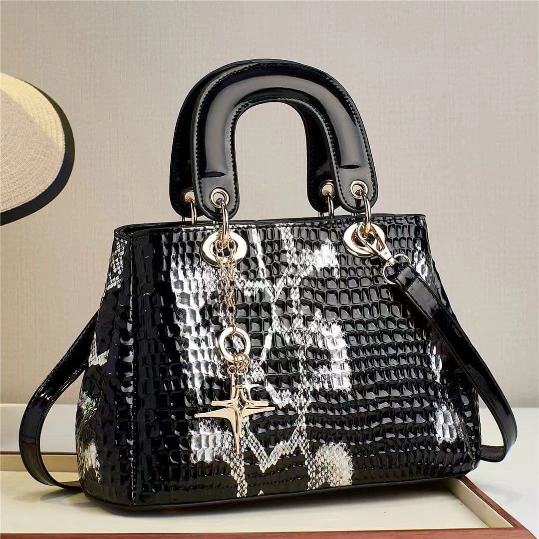 image-Women's Fashion Portable Messenger Bag