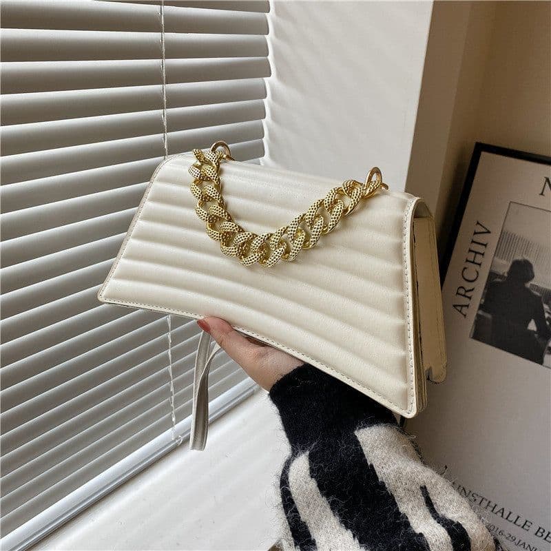 image-Indentation Plaid Chain Portable Shoulder Bag Red Bridal Bag Women