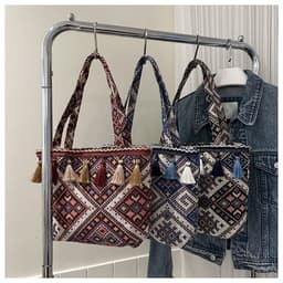 image-Minority Fashion Simple Vacation Style Versatile Women's Bag