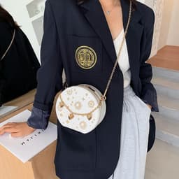 image-Women's Fashion Vintage Chain Embroidered Shoulder Messenger Bag