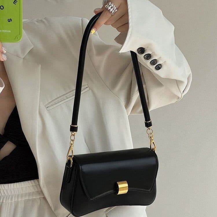 image-Women's Retro One-shoulder Crossbody Portable Underarm Bag