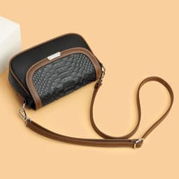 image-New Fashion Versatile Contrast Color Messenger Bag