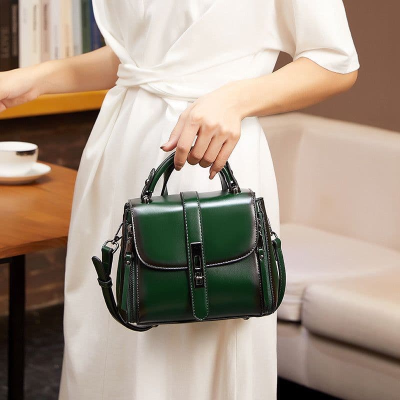 image-Women's Cowhide Vintage Crossbody Handbag