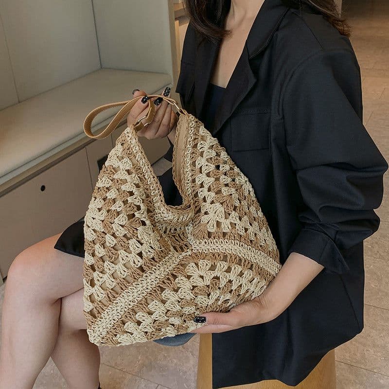 image-Women's Fashion Handmade Straw Woven Hollow Contrast Color Weave Shoulder Bag