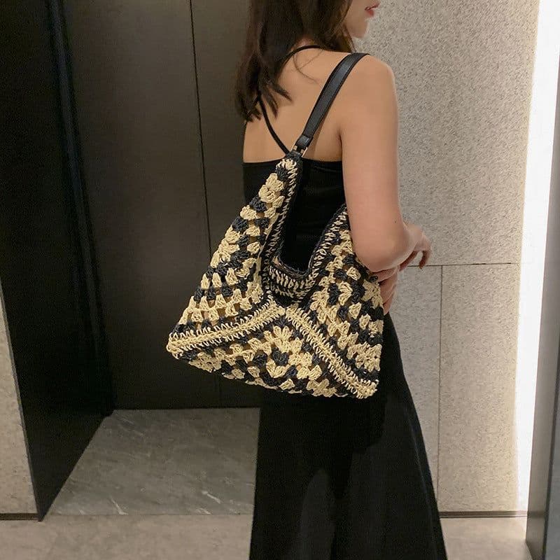 image-Women's Fashion Handmade Straw Woven Hollow Contrast Color Weave Shoulder Bag