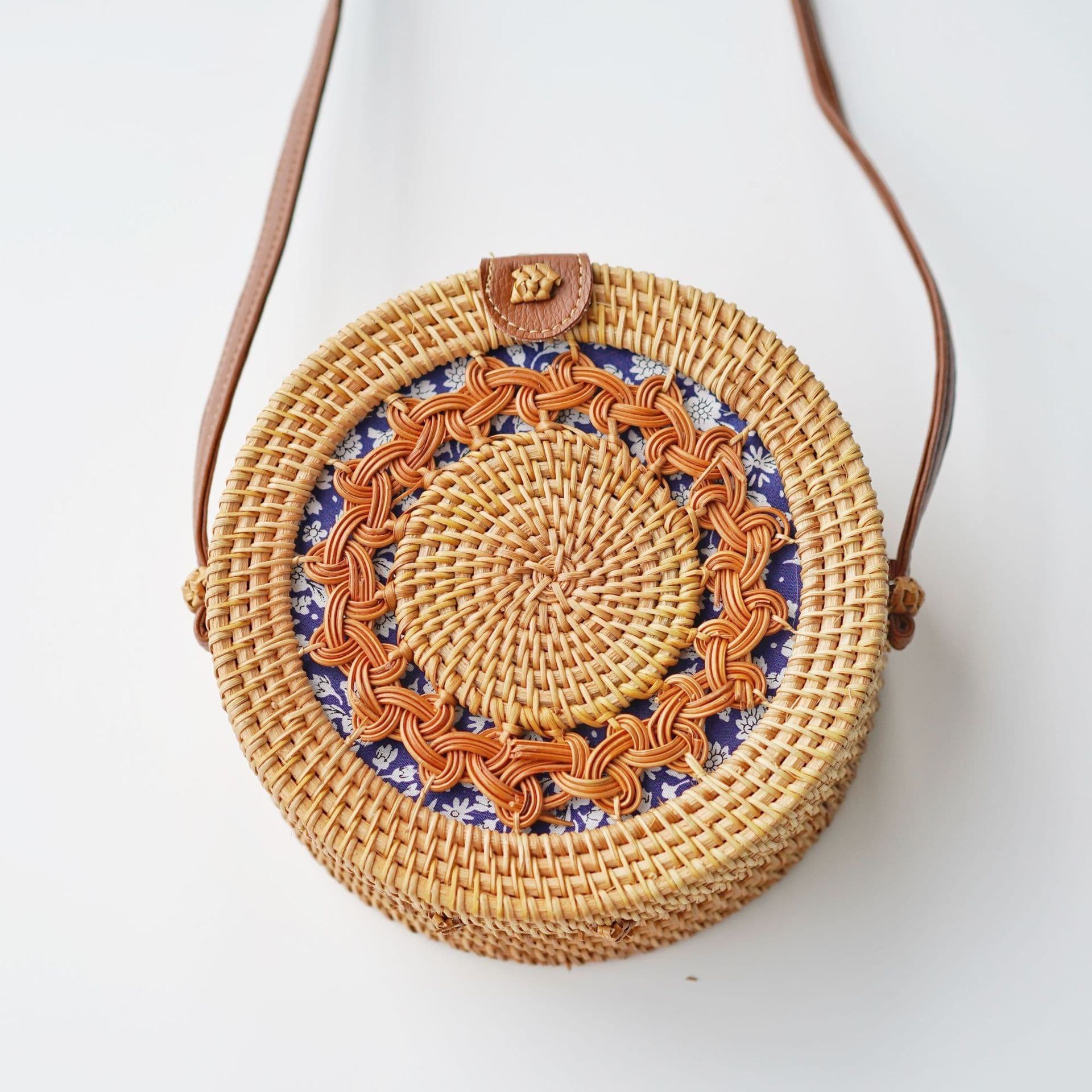 image-Fashion Personality Retro Rattan Weave Bag