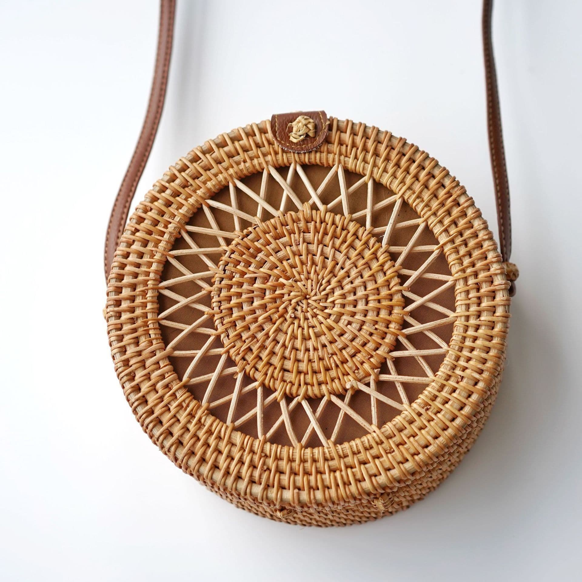 image-Fashion Personality Retro Rattan Weave Bag