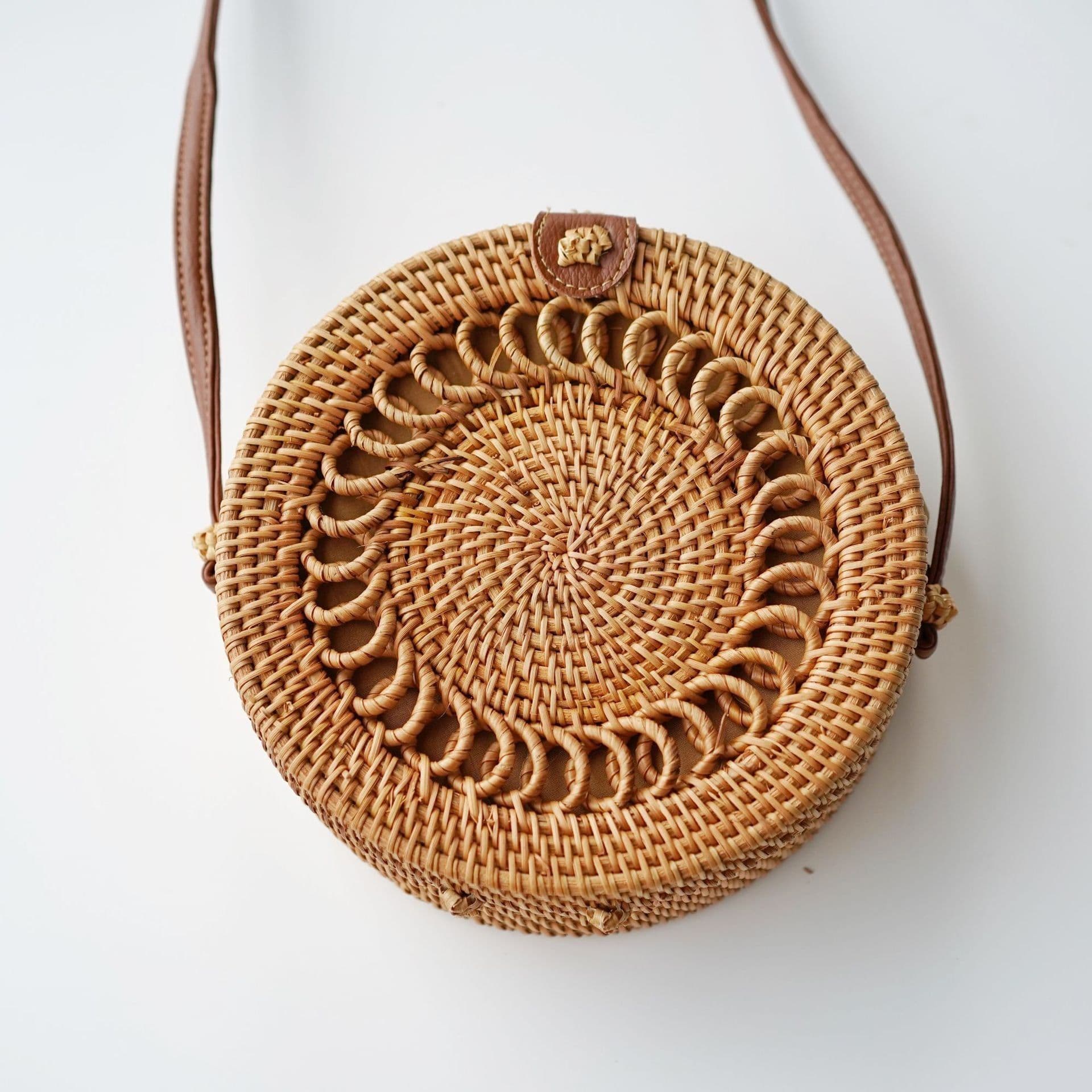 image-Fashion Personality Retro Rattan Weave Bag