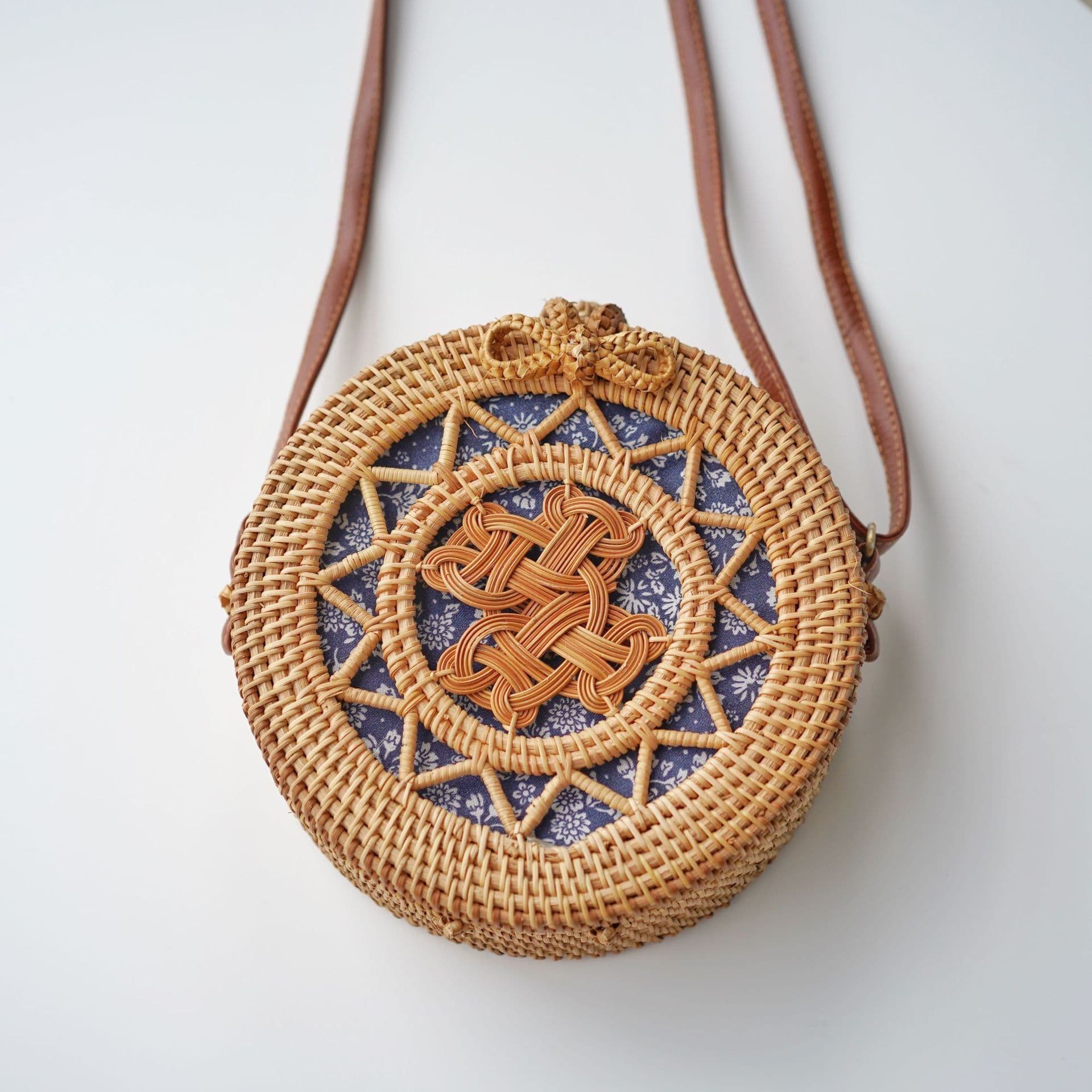 image-Fashion Personality Retro Rattan Weave Bag