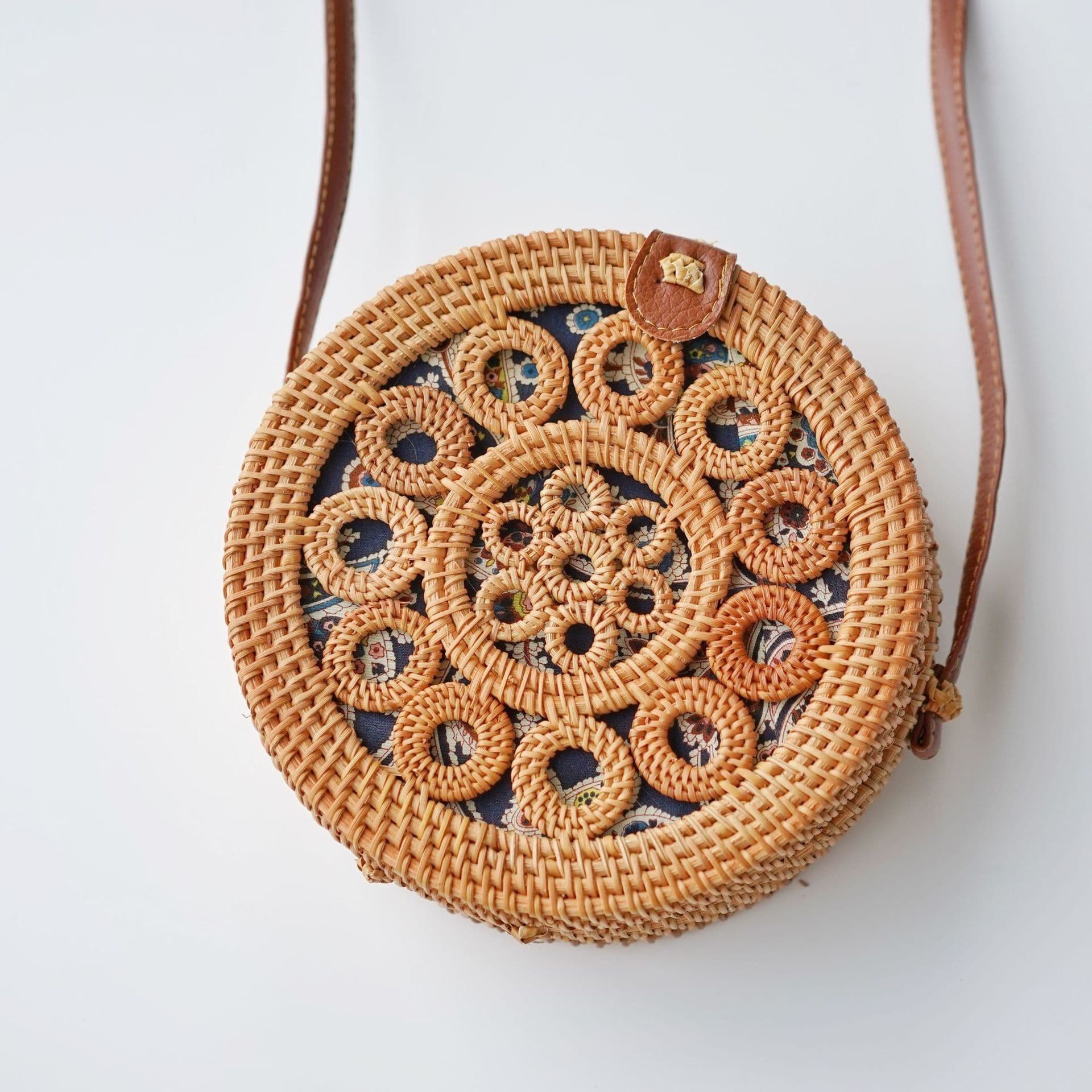 image-Fashion Personality Retro Rattan Weave Bag