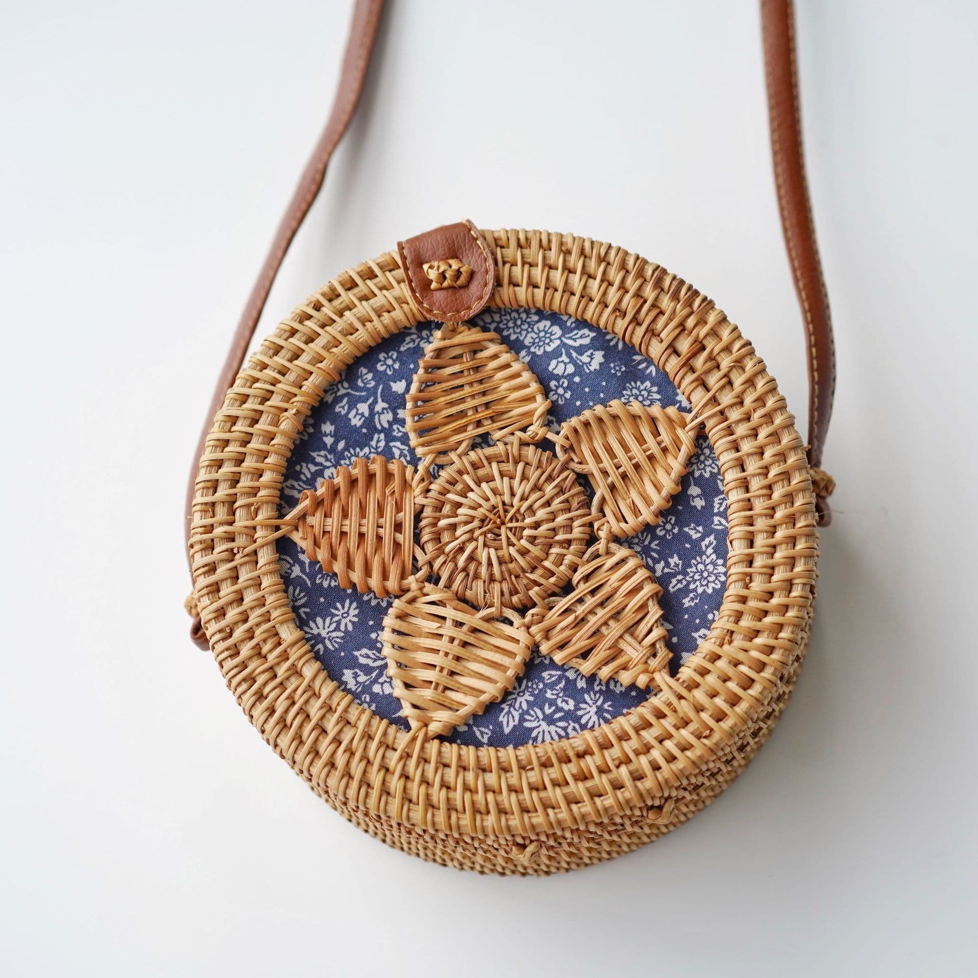 image-Fashion Personality Retro Rattan Weave Bag