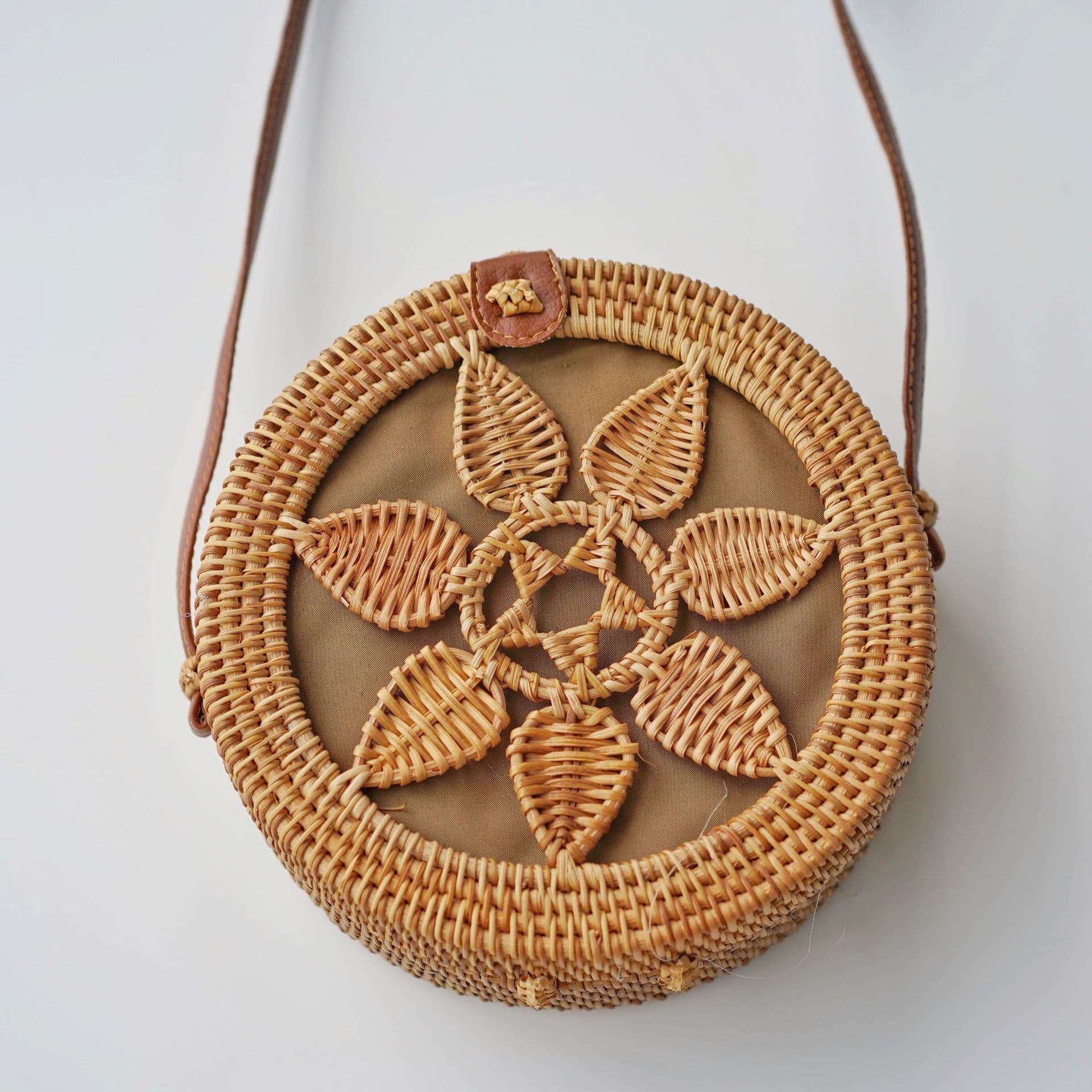 image-Fashion Personality Retro Rattan Weave Bag
