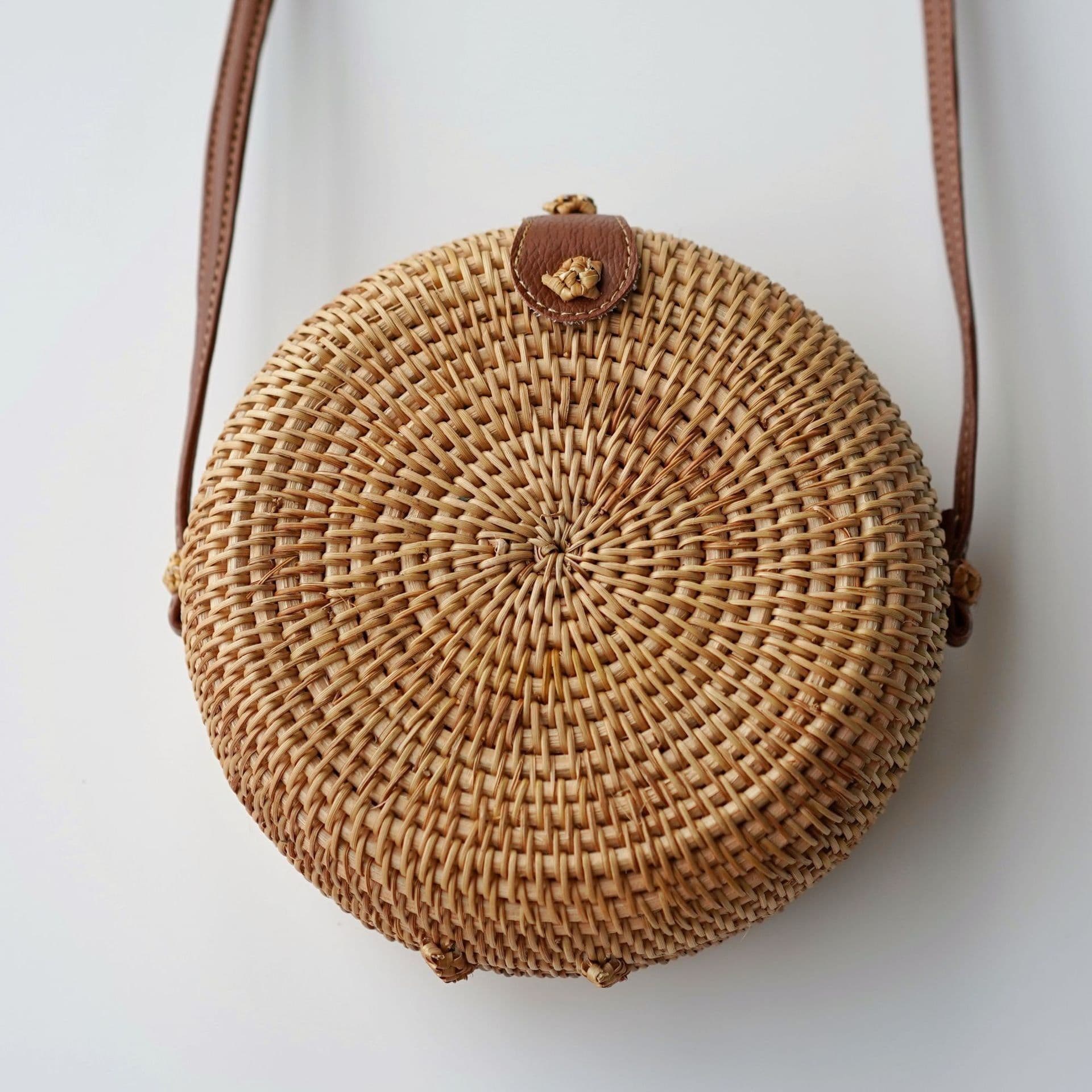 image-Fashion Personality Retro Rattan Weave Bag