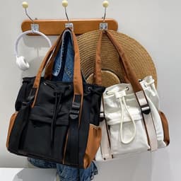 image-Large Capacity Contrast Color Handbag