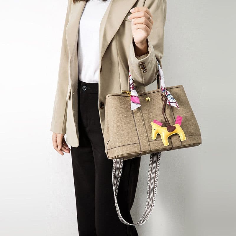 image-Large Capacity Wide Shoulder Strap Cross Body Bucket Bag