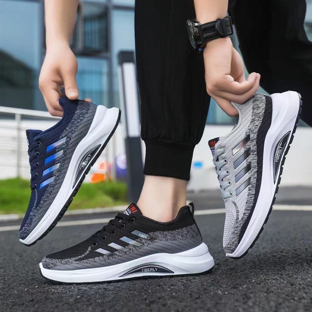 image-Men's Fashion Deodorant And Wear-resistant Sneakers