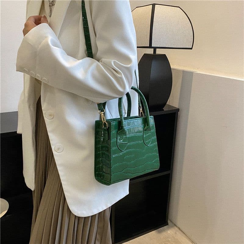 image-Women's Fashion Simple Solid Color Stone Pattern Crossbody Bag