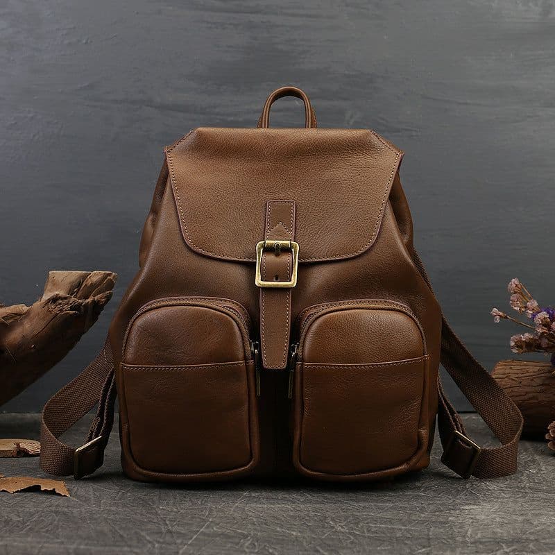 image-New Genuine Leather Retro Large Capacity Women's Backpack