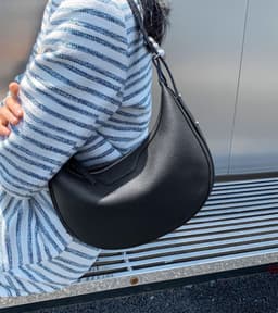 image-First Layer Cowhide Saddle Bag Women's Messenger Bag
