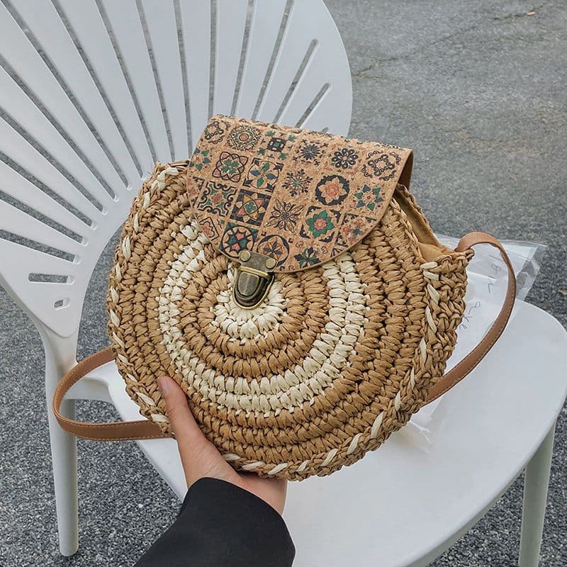 image-Shoulder Straw-weaved Crossbody Beach Casual Ethnic Style Mini And Simple Handmade Beach Bag