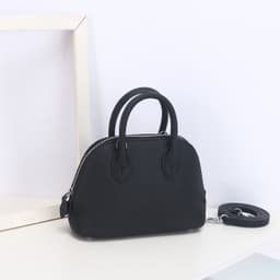 image-Women's Crossbody Genuine Leather Simple Shoulder Bag