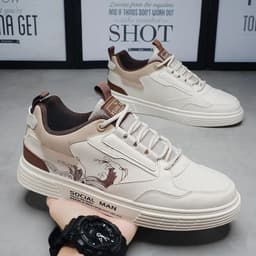 image-New Spring Summer Board Shoes Men's Casual Fashion Sports Flat Shoes Trendy Casual And Comfortable Men's Shoes