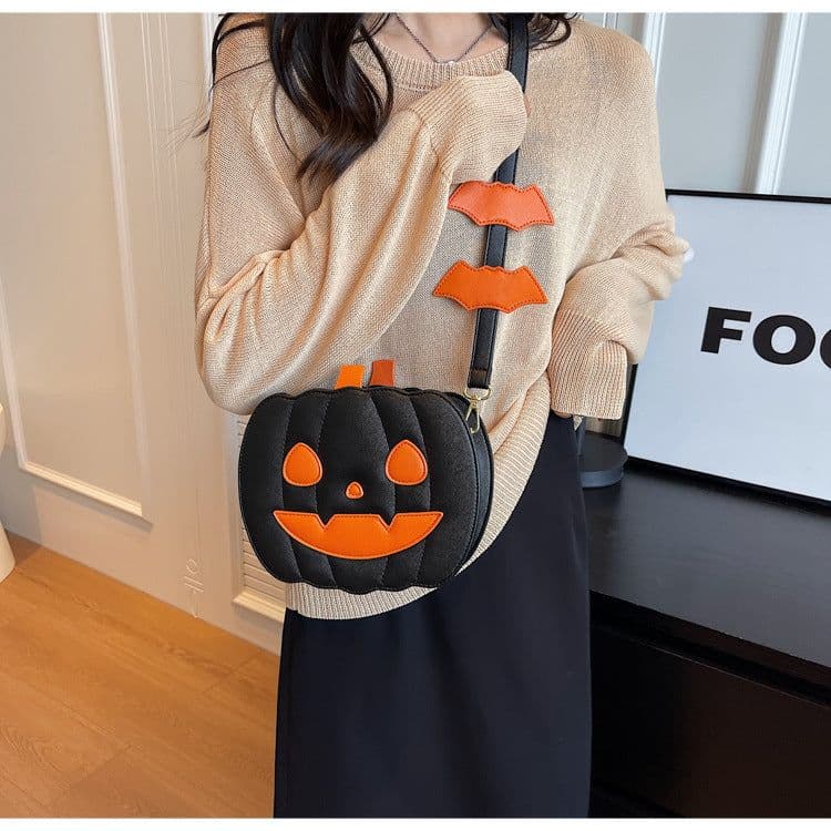 image-Funny Pumpkin Bag Fashion Color Contrast Personality Creative