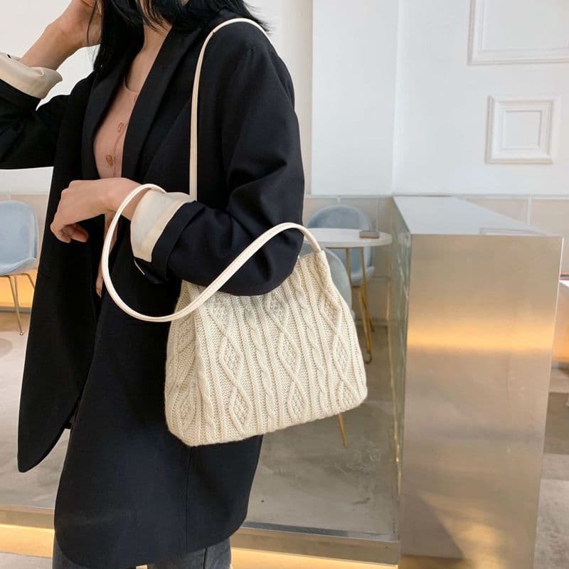 image-Woven Shoulder Bag For Women's Large Capacity Bucket Bag