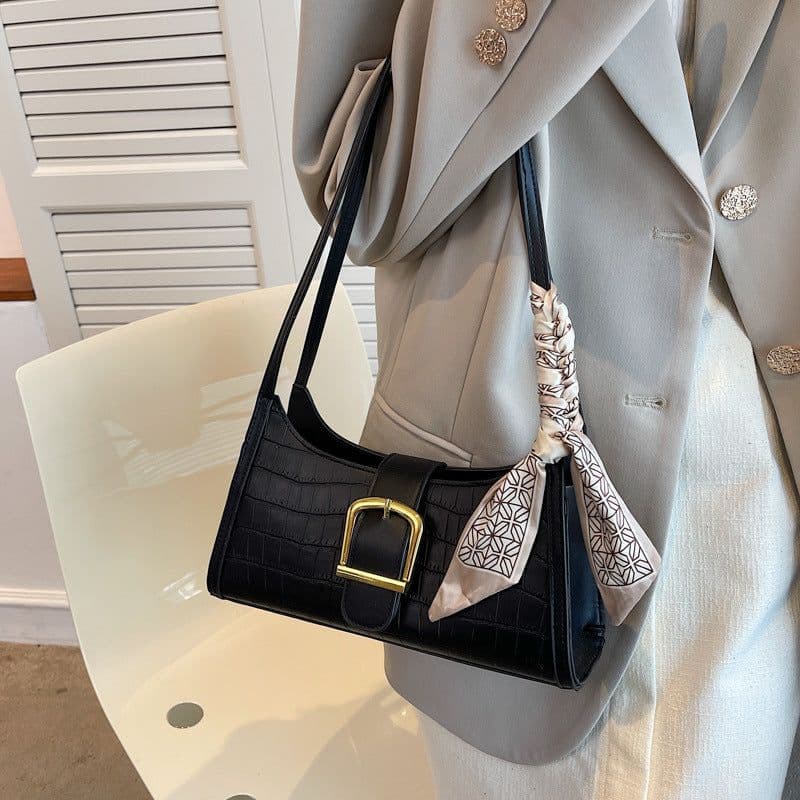 image-High Sense Special-interest Design Spring Versatile Fashion One Shoulder Underarm Baguette Bag