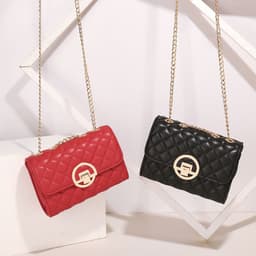 image-Fashion Chain All-match Shoulder Messenger Bag
