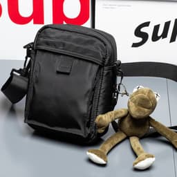 image-Men's And Women's Fashion Leisure Large Capacity Shoulder Satchel Bag