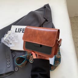 image-Women's Oily Leather Vintage Bag Crossbody