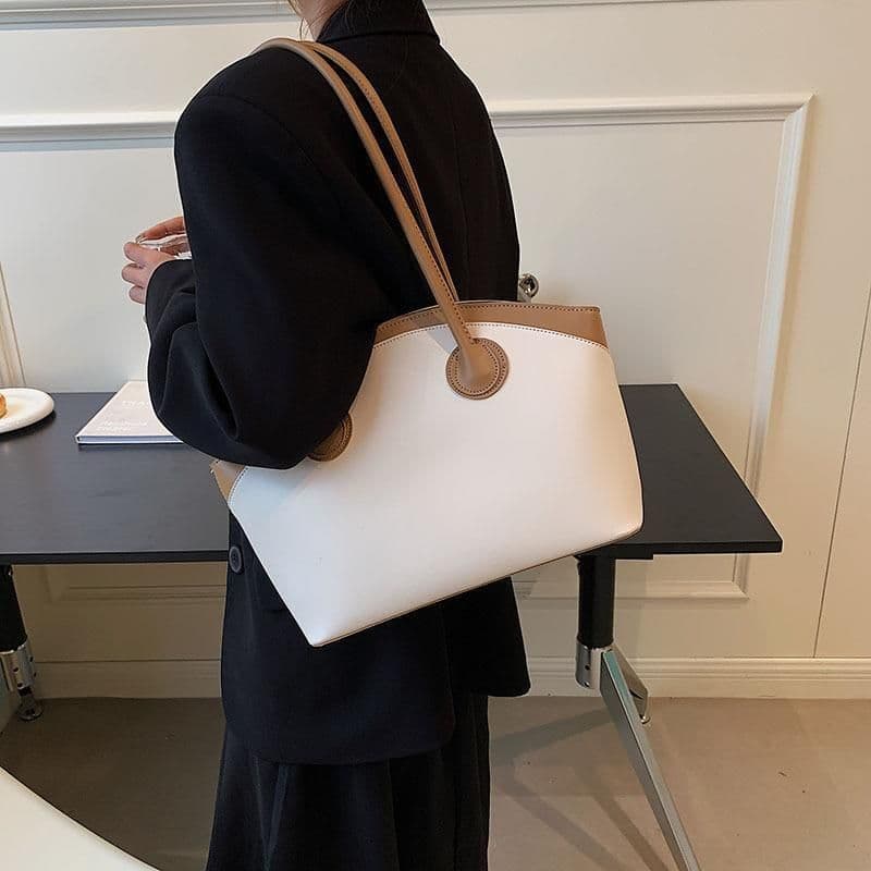 image-High Quality Bag Women's New Trendy Stylish Good Texture Shoulder Bag