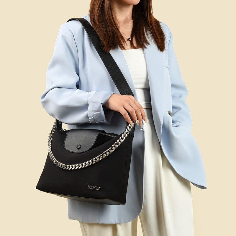 image-Large Capacity Commuter Vintage Oxford Cloth Women's Bag