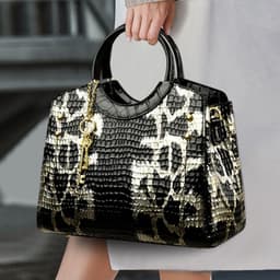image-Retro Fashion Snakeskin Pattern Portable Big Bag