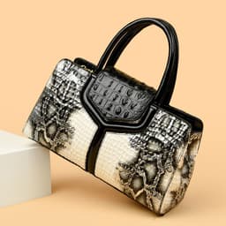 image-Women's Handbag Vintage Snake Pattern