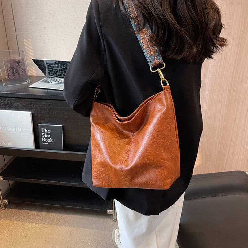 image-Retro Bucket Bag Retro Print Wide Shoulder Strap Messenger Shoulder Bags Solid Color Shopping Daily Commuter Handbag